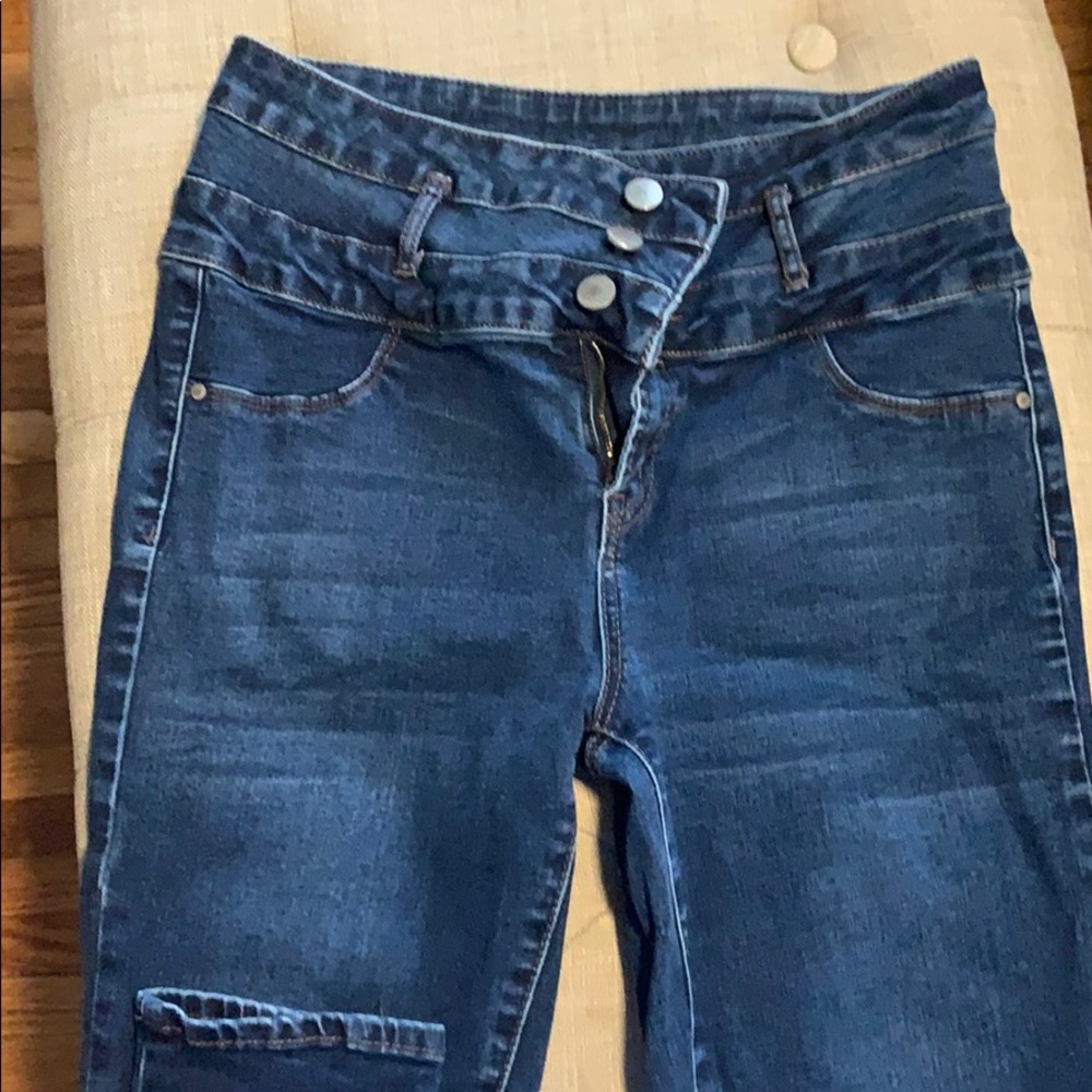 High waisted jeggings- super flattering!